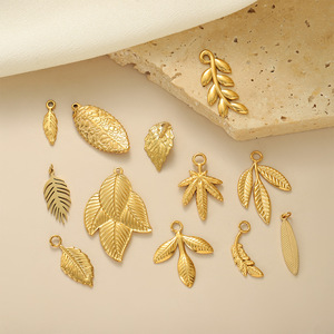 Galería de Hojas Doradas |   Colgantes de Hoja de Acero Inoxidable con Baño de Oro PVD de 18K para Fabricación de Joyería DIY |   Resistente al agua y sin deslustre - Product Image 4