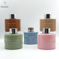 Vente en gros de flacon diffuseur d'arôme de parfum de luxe avec bouchon en aluminium tout type d'impression avec boîte personnalisée