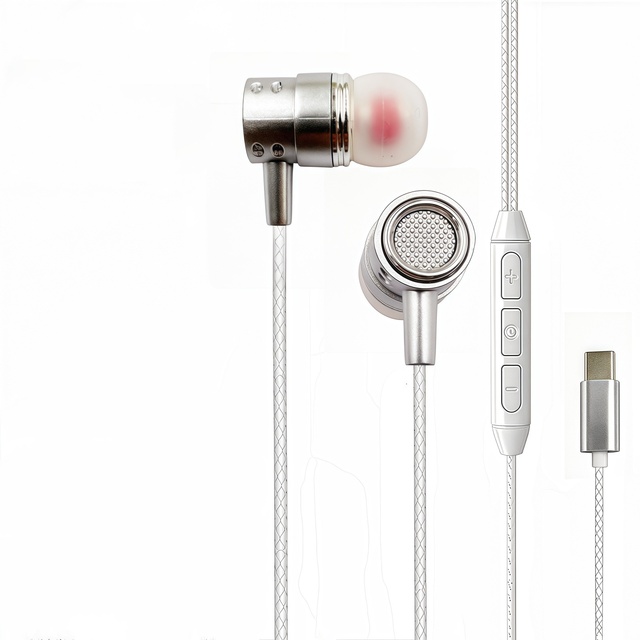 Hot Selling Wired Control Earbuds Type C in Ear Headphones With Microphone