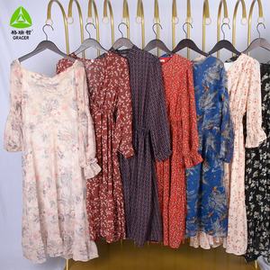 Vente en gros, haute qualité, corée du sud, nouvelle <span class=keywords><strong>robe</strong></span> en dentelle à volants, manches duveteuses, <span class=keywords><strong>robe</strong></span> élégante <span class=keywords><strong>pour</strong></span> femmes, printemps été 2023 - Product Image 3