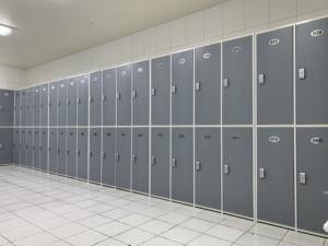 Casier JMDS-102 en PVC et ABS avec barre à vêtements et étagère de séparation pour piscine, spa, salle de sport, école, usine – Prix compétitif - Product Image 4