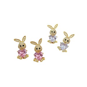 Orecchini a Perno Trendy da Donna in Acciaio Inossidabile Placcato Oro Ipoallergenico con Pietra Naturale e Design a Coniglio per Pasqua - Product Image 5