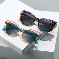 Lunettes de soleil rétro vintage œil de chat, monture PC colorée, verres dégradés, accessoires de plage pour femmes