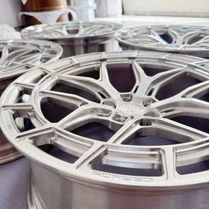 Jantes de <span class=keywords><strong>voiture</strong></span> forgées en aluminium 6061-T6 monobloc CD-542, finition argent brossé, multi-branches, roues forgées personnalisées - Product Image 3