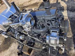 Motor de excavadora diésel usado original de 6 cilindros 6D107E-1 para maquinaria de construcción Komatsu con excelentes condiciones de trabajo - Product Image 3