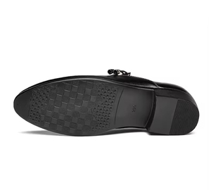 Botas Chelsea de Couro Artesanal com Bico Fino, Slip-on, Cano Curto com Laterais Elásticas, para Uso Profissional em Negócios e Festas - Product Image 6