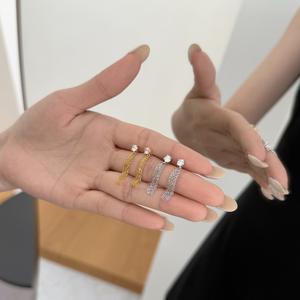 Dylam 5A Zirconia Boucles d'<span class=keywords><strong>oreilles</strong></span> pendantes pour les femmes Sparkly S925 Silver Dangle Long Chandelier Boucles d'<span class=keywords><strong>oreilles</strong></span> Tassel Lightweight Ear Studs - Product Image 2