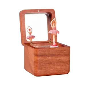 Carillon in legno per ragazza danzante più popolare regalo per diserbo di compleanno di natale carosello a manovella carosello