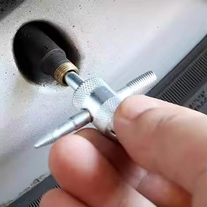 Clé à valve de pneu, outils de démontage de tige de valve, outil de réglage de valve, métal argenté - Product Image 1