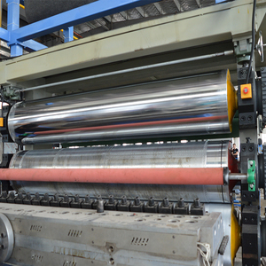 Équipement de calendrier de tente pour tapis de voiture antidérapants Machine de fabrication de calendrier en PVC avec roulement moteur pour ligne d'extrusion de plaques de <span class=keywords><strong>film</strong></span> - Product Image 6
