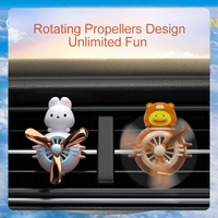 Animaux de dessin animé créatifs désodorisant de voiture ventilateur évent clip rotatif hélice parfum canard pilote ours sortie automatique parfum