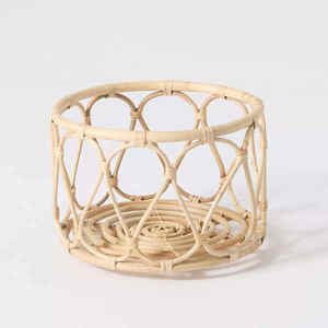 Panier rond en rotin de qualité supérieure avec design en boucle – Décoration et organisation de la maison durables Fabriqué au Vietnam - Product Image 4