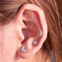 Boucles d'oreilles en forme de fleur en alliage de titane TT ASTM F136 plaqué or avec zircon, de qualité implantable, pour piercing corporel, style tendance
