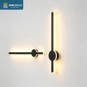 Lámpara de Pared LED Moderna de Hierro con Pantalla Blanca Regulable para Dormitorio, Sala de Estar, Pasillo, Balcón - Diseño Creativo con Líneas Largas y Sencillas para Mesita de Noche - Product Image 4