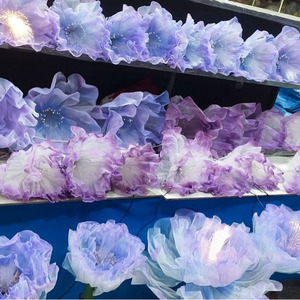 Lanterna Elettrica Artigianale da Terra Douyin per Natale e San Valentino, con Apertura e Chiusura Automatica per Cerimonie di Lancio - Product Image 1