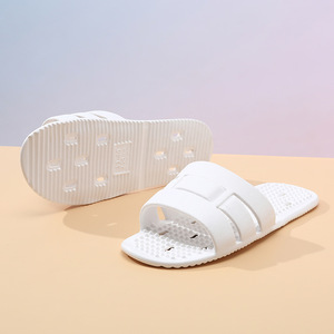 Claquettes d'été blanches en EVA avec semelles massantes creuses, antidérapantes, pour adultes - Product Image 1
