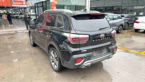 <span class=keywords><strong>Kia</strong></span> Pegas Smart Value Essence FWD 1.4L 2017 d'occasion avec caméra de recul et pneus R18 – Achat intelligent - Product Image 2