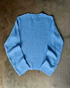 Camisa Henley de Manga Larga para Hombre, Color Azul Claro, Cuello Redondo, 100% Algodón, Tejido de Algodón, Corte Regular, Estilo Casual, Transpirable, Color Sólido - Product Image 2