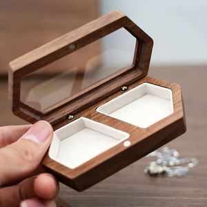 กล่องเก็บแหวนไม้วอลนัทแบบสองช่องพร้อมฝาใสสำหรับขายส่ง - Product Image 2