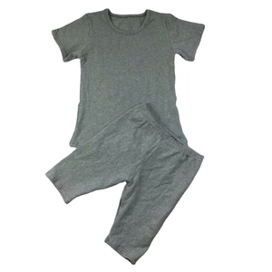 Qingli ensemble de shorts de motard deux pièces personnalisés pour enfants tout-petits garçons <span class=keywords><strong>short</strong></span> de planche de couleur unie tricoté Boutique vêtements pour l'été - Product Image 6