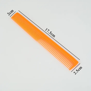 Peigne de coiffure de salon de haute qualité peigne de coupe de cheveux en plastique antistatique Peigne de barbier avec logo personnalisé avec valeur d'échelle - Product Image 2