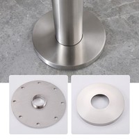 Douche extérieure moderne en acier inoxydable brossé pour jardin et piscine, alimentation en eau chaude et froide