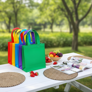 Wholesale Reusable Non Woven Shopping Tote Bags Promotional Clothing Bags Recyclable and Environment-Friendly for Fur Use