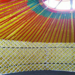 <span class=keywords><strong>Yourte</strong></span> d'hiver 4 saisons de bonne isolation <span class=keywords><strong>Tente</strong></span> mongole de luxe utilisée pour la <span class=keywords><strong>tente</strong></span> de camping en plein air - Product Image 4