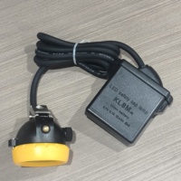 Lampe minière LED rechargeable au lithium-ion industrielle KL8M IP68 10400mAh avec capuchon de sécurité