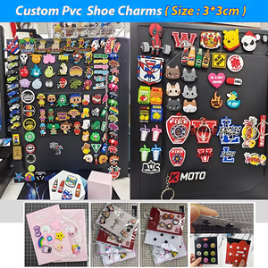 Venta al por Mayor de Dijes Luminosos de Bingo Populares para Zapatillas Unisex, Dijes de PVC para Zapatos con Logotipo Personalizado y Diseños a Granel - Product Image 6