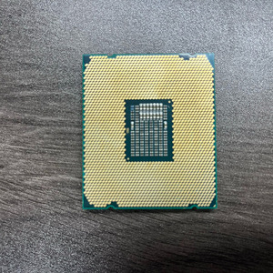 โปรเซสเซอร์ <span class=keywords><strong>Intel</strong></span> Core I7-7820X ของแท้ ซีรีส์ X ซ็อกเก็ต LGA 2066 8 คอร์ 16 เธรด 140W ซีพียูเดสก์ท็อป สำหรับเวิร์กสเตชันเกมมิ่งระดับไฮเอนด์ - Product Image 4