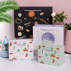 Thắng bay kích thước tùy chỉnh bao bì giấy siêu thị túi các tông màu trắng Hộp túi cho quần áo Túi mua sắm giấy có tay cầm - Product Image 2