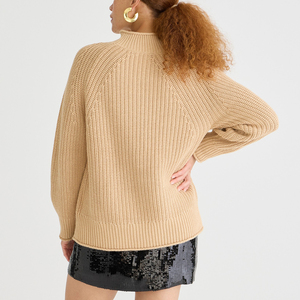 Logotipo personalizado Ropa de mujer Europa América Estilo Sólido Mocha Ahuecado Jersey de punto Tallas grandes Suéteres de mujer - Product Image 2