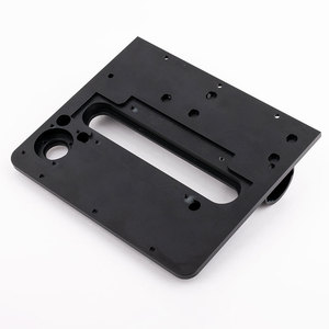 Soporte fijo de aleación de aluminio de 150 mm de longitud con montaje con brida para carcasas - Product Image 1