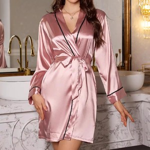 <span class=keywords><strong>Camicia</strong></span> <span class=keywords><strong>da</strong></span> <span class=keywords><strong>notte</strong></span> in raso Sexy stile europeo e americano <span class=keywords><strong>da</strong></span> <span class=keywords><strong>donna</strong></span> a maniche lunghe Casual per la casa con lacci lungo accappatoio - Product Image 4