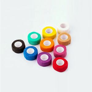 2,5cm 4,5m Selbstklebender Verband Kohäsiver Verband Selbsthaftender Schutz-Fingertape Nagelaufkleber Wickelband für Tattoos Haustiere Sport - Product Image 3