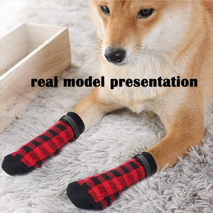 Conception personnalisée semelle en silicone imperméable doux chaud boucle tissu chien chaussures pour animaux de compagnie chaussettes - Product Image 6