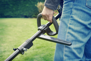 Lawnmaster Électrique ménage tondeuse à gazon houe petit multifonctionnel rechargeable désherbage débroussailleuse NPTBSP2609A - Product Image 5