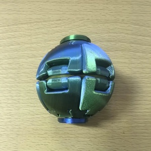 Balle anti-stress colorée imprimée en 3D, Fidget Spinner à double usage (à presser et à tourner), Petit jouet de bureau pour lutter contre l'ennui - Product Image 6
