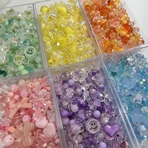 50g/bolsa Abalorios Kawaii Acrílicos Mixtos con Formas de Corazón, Oso, Flor, Lazo y Estrella, a Granel, para Llaveros, Collares DIY y Colgantes para Teléfono, para la Creación de Joyas - Product Image 3