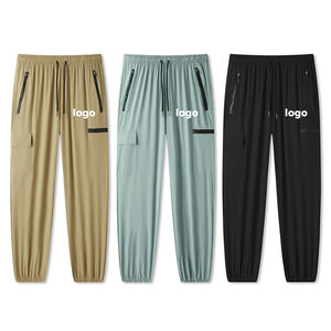 Style urbain pour les entraînements de base avec pantalons de sport à double poches zippées - Product Image 1
