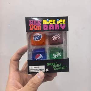 Nuevo Juguete Sensorial Antiestrés Nice Ice Baby Super Solid Squish en Forma de Mini Cubo para Niños y Adultos con Ansiedad - Product Image 1