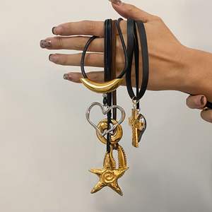 18金メッキ防水ジュエリー ブラックレザーロープネックレス ステンレス製ビッグスターフィッシュ・コンチ・クロス・ハートペンダントネックレス - Product Image 5