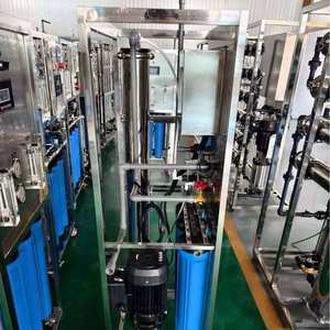 Équipement de purification d'eau par osmose inverse de 0,25 tonne avec cadre entièrement en acier inoxydable 304 personnalisé, performance des matériaux du panneau de flux - Product Image 4