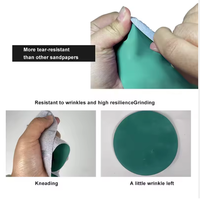 Papier abrasif de moyenne dureté / Disque abrasif rond à crochets et boucles avec trous ou sans trous, épaisseur 1,2 mm pour automobile