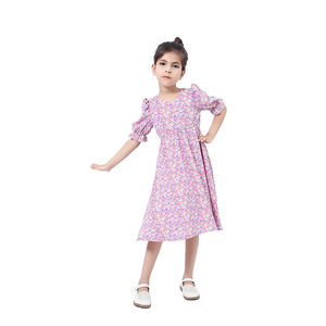 Robe de princesse smockée de luxe à col en V et manches à volants pour petites filles, motif floral d'été, directement de l'usine - Product Image 2