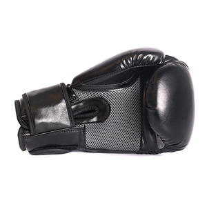 Gants de boxe unisexes de haute qualité fabriqués au Pakistan, gants d'entraînement professionnels de haute qualité pour la boxe, le MMA et le Muay Thai. - Product Image 6