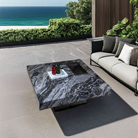 Table basse en travertin noir de luxe nordique avec acier inoxydable - Meuble essentiel chic pour le salon contemporain