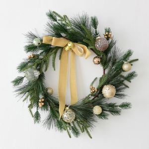 Guirnalda Navideña Escandinava de 50 cm, Decoraciones para Puertas y Ventanas, Corona Circular de Ratán y Guirnaldas para la Época Festiva - Product Image 2