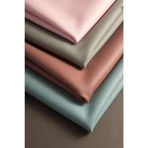 Cuero sintético PU diseño personalizado respetuoso con el medio ambiente nueva tela de campo de pista resistente a las manchas antienvejecimiento para uso decorativo bolsas sofás - Product Image 3